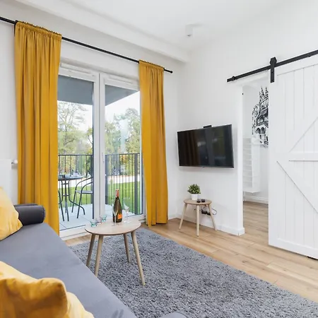 Luxurious Apartment Rakowicka Kraków by Renters Prestige-2
